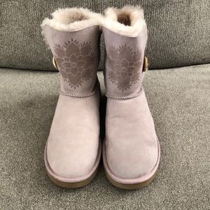 Women’s size 9 Uggs